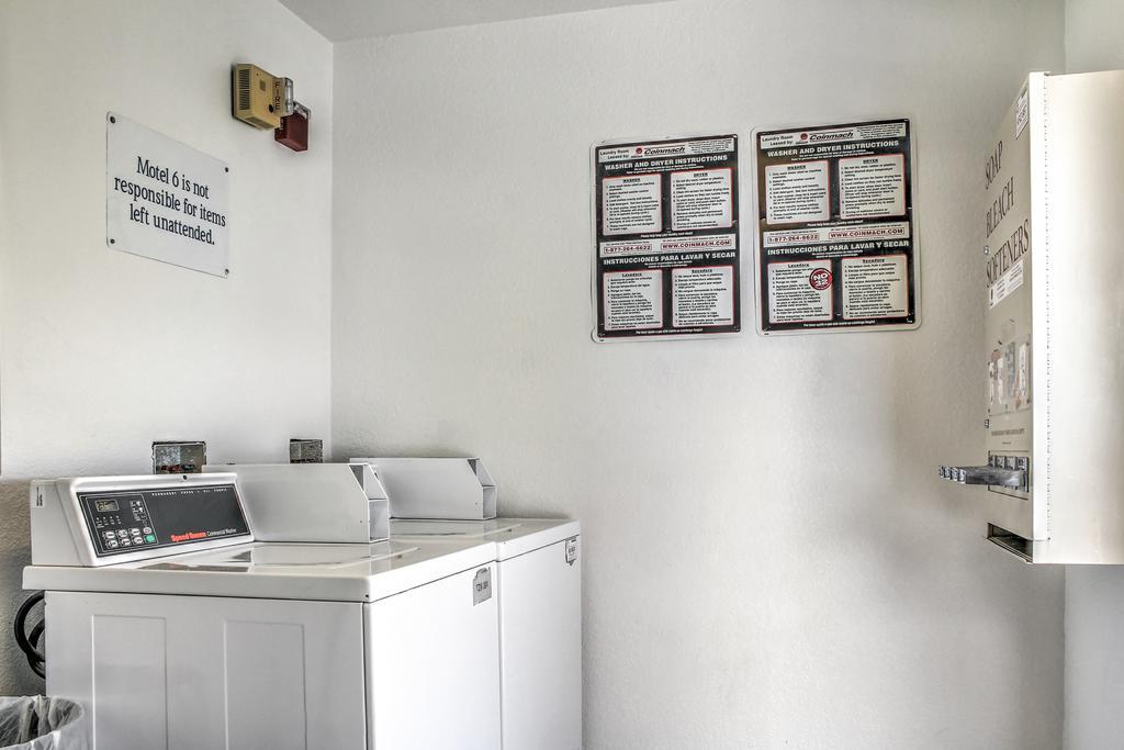 Motel 6-Mojave, Ca Екстер'єр фото