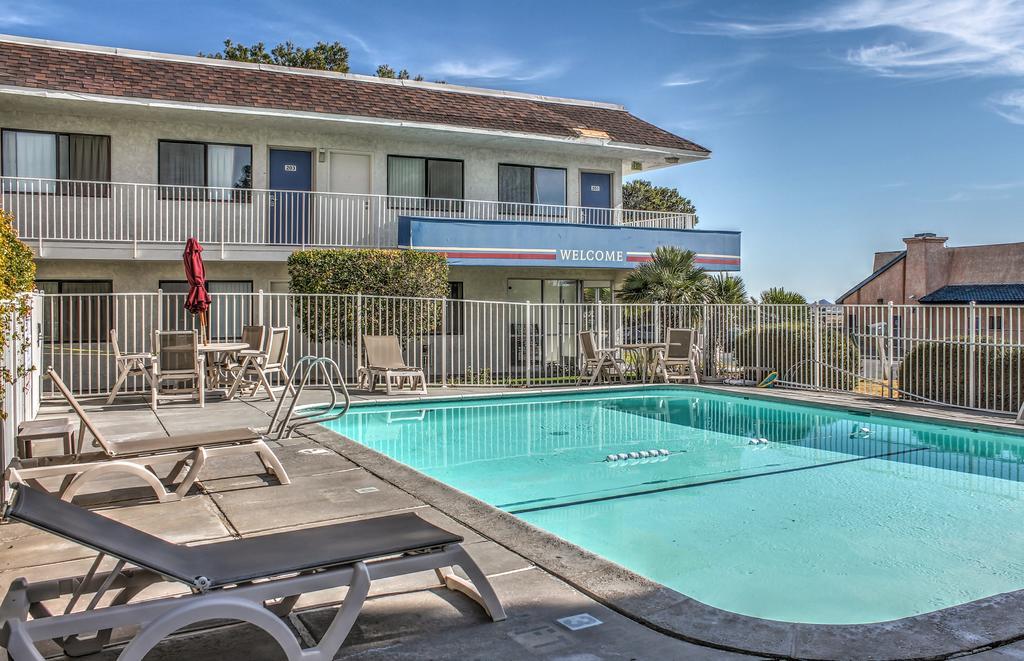 Motel 6-Mojave, Ca Екстер'єр фото