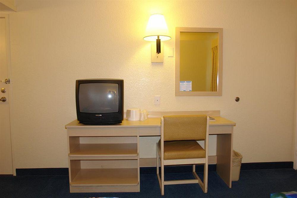 Motel 6-Mojave, Ca Екстер'єр фото