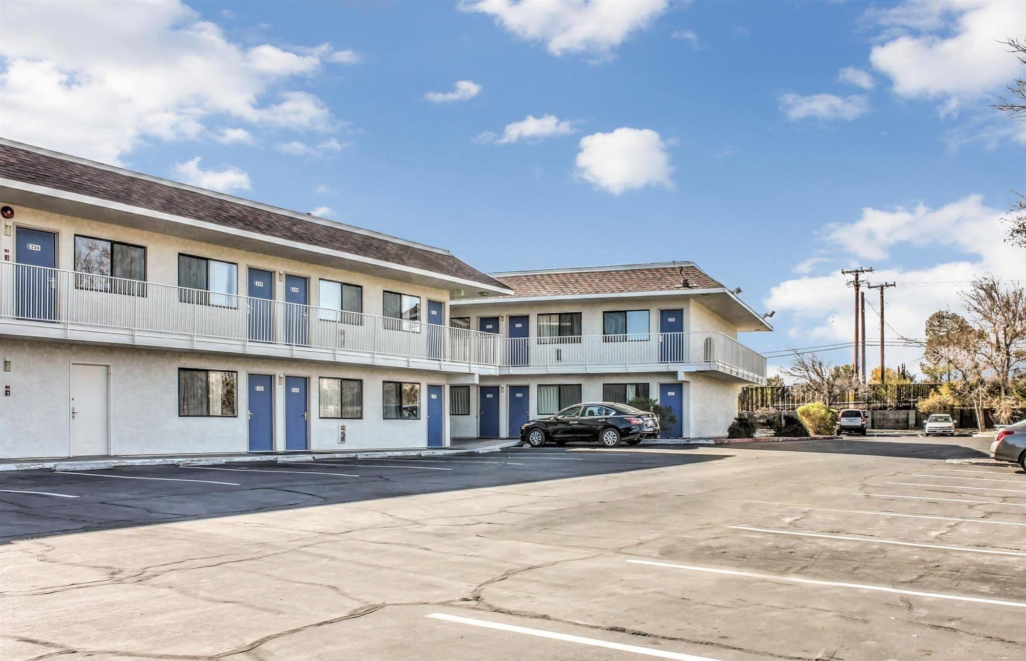 Motel 6-Mojave, Ca Екстер'єр фото