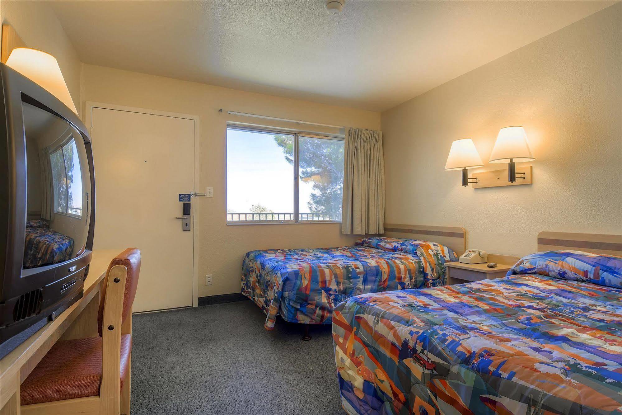 Motel 6-Mojave, Ca Екстер'єр фото