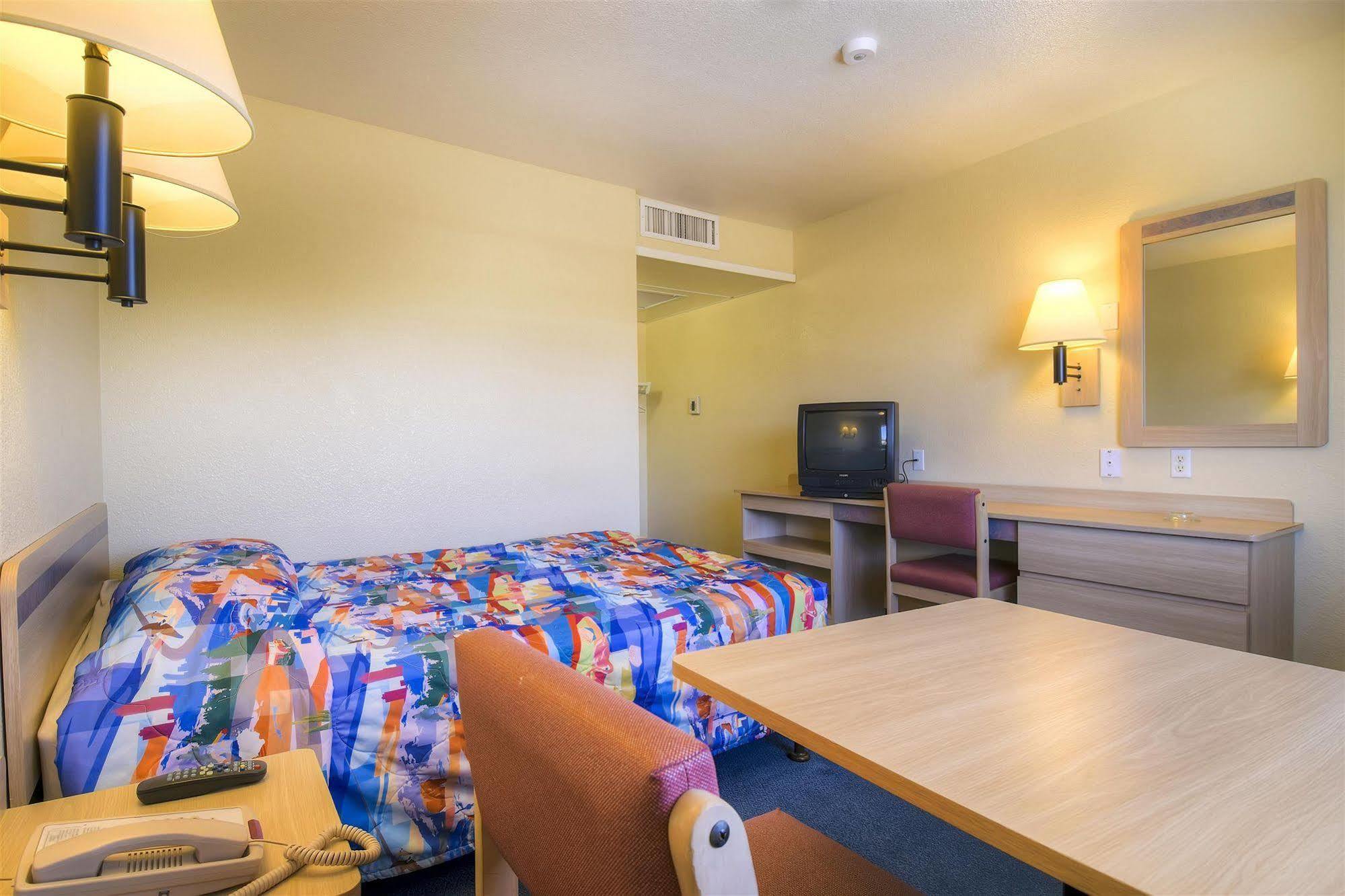 Motel 6-Mojave, Ca Екстер'єр фото