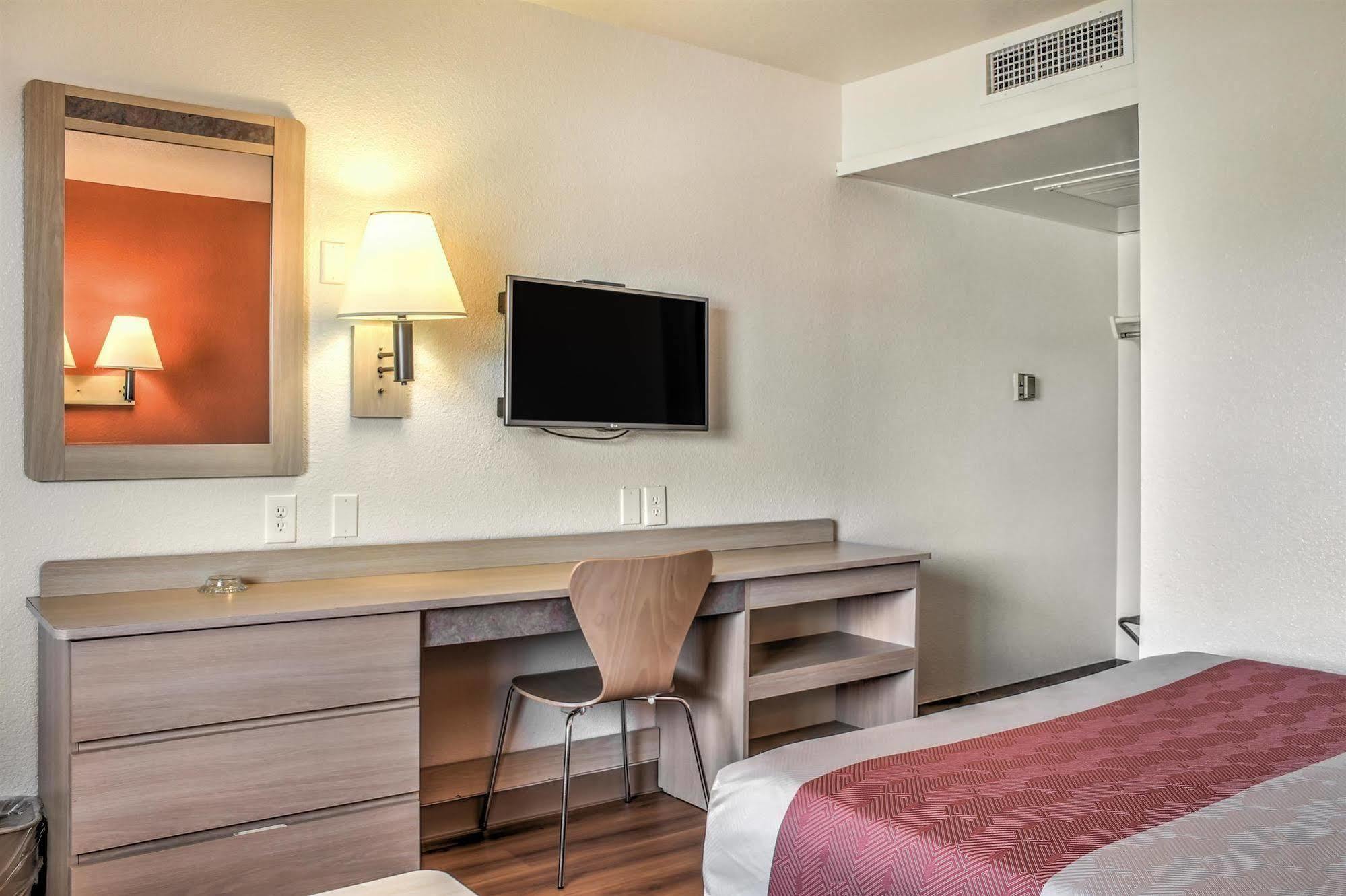 Motel 6-Mojave, Ca Екстер'єр фото