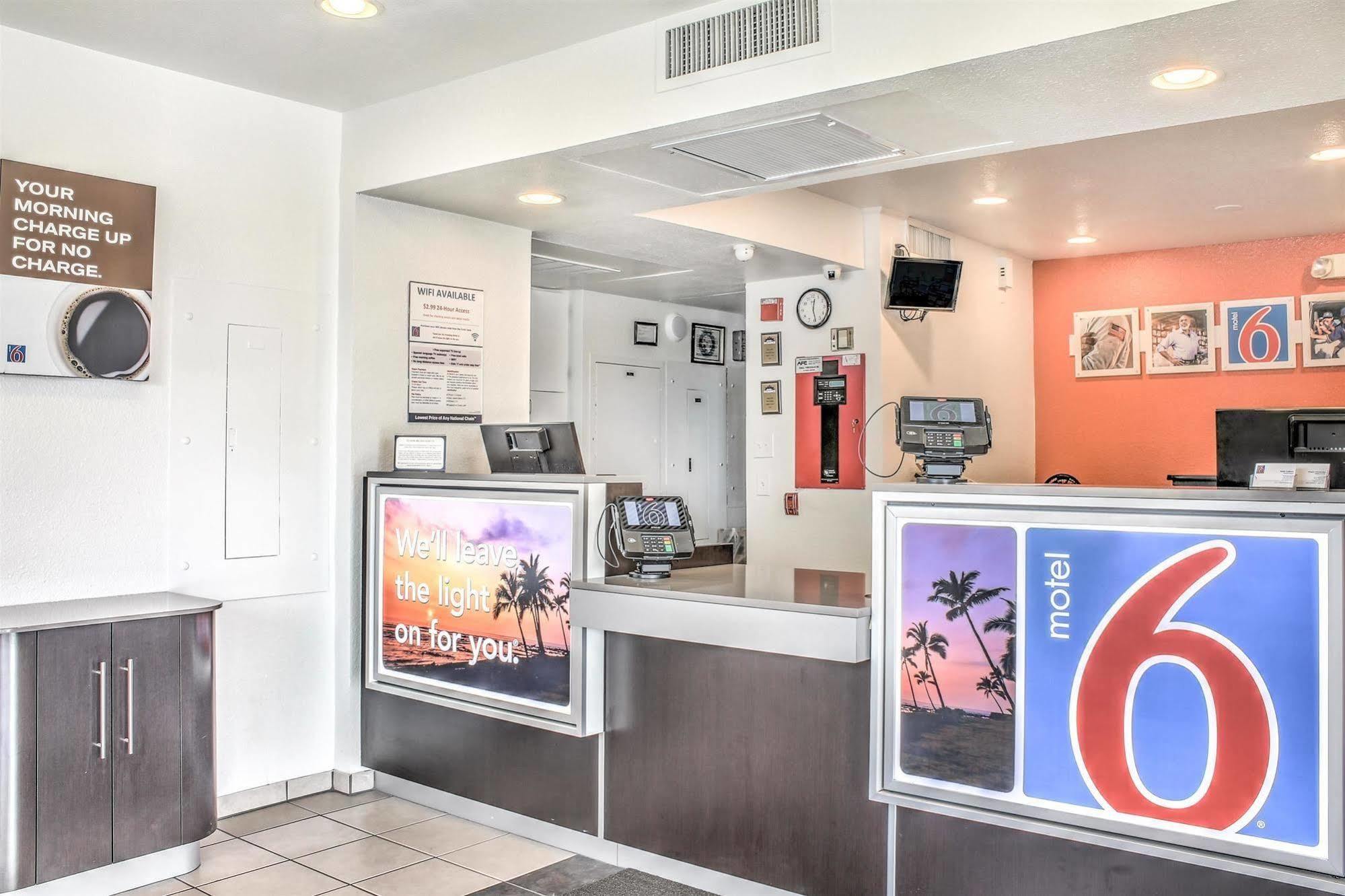 Motel 6-Mojave, Ca Екстер'єр фото