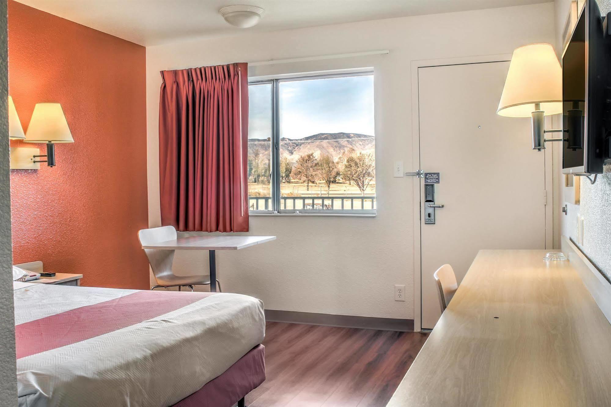 Motel 6-Mojave, Ca Екстер'єр фото