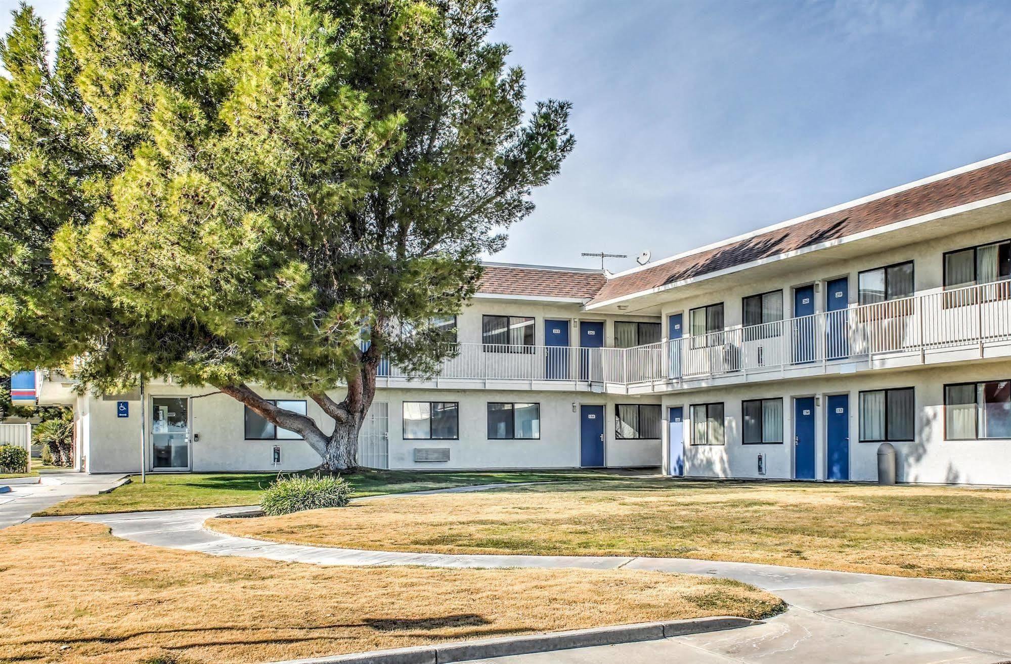 Motel 6-Mojave, Ca Екстер'єр фото