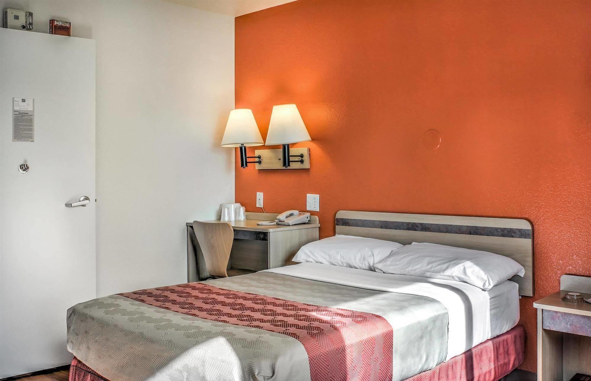 Motel 6-Mojave, Ca Екстер'єр фото